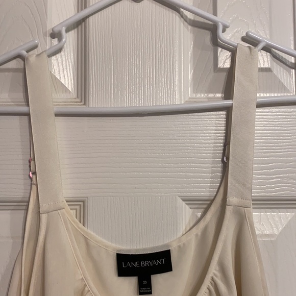 Cream Colored Shell Top - Picture 3 of 5
